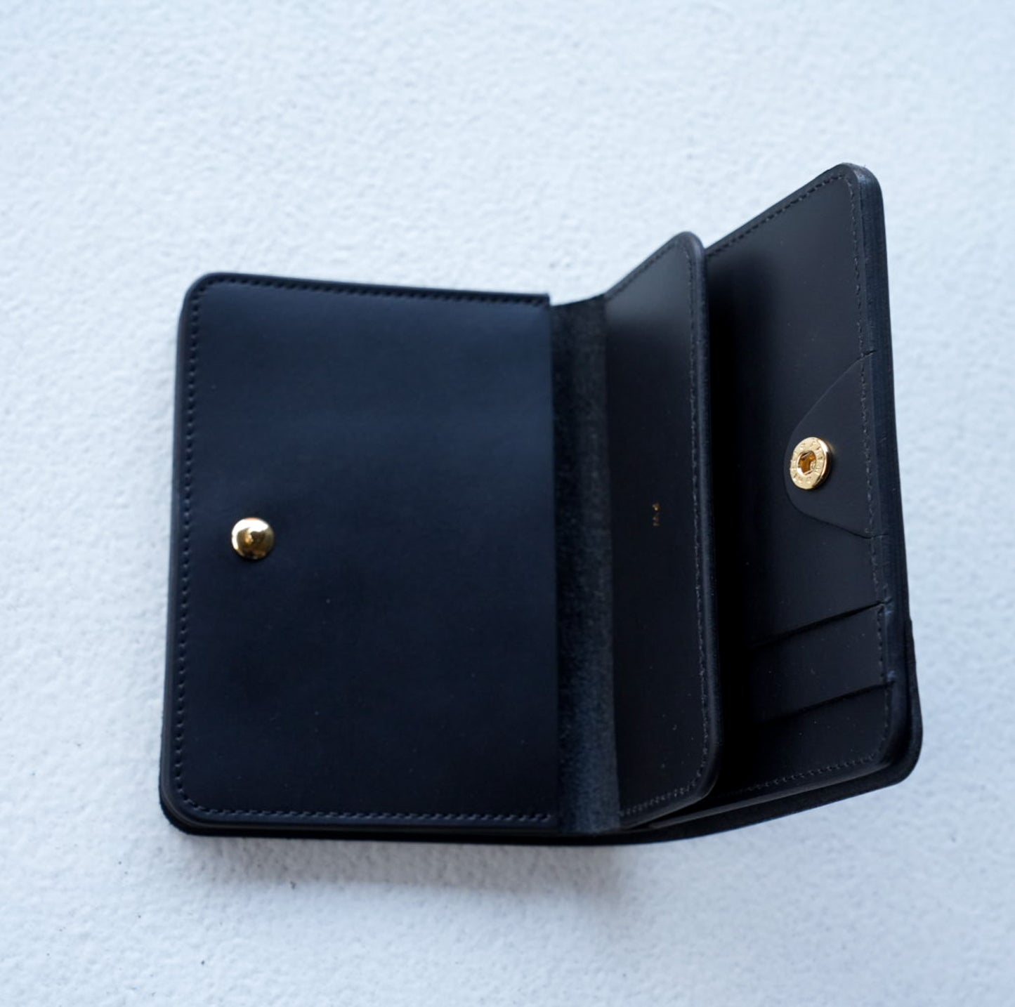 forme post wallet ILCEA box calf Exclusive