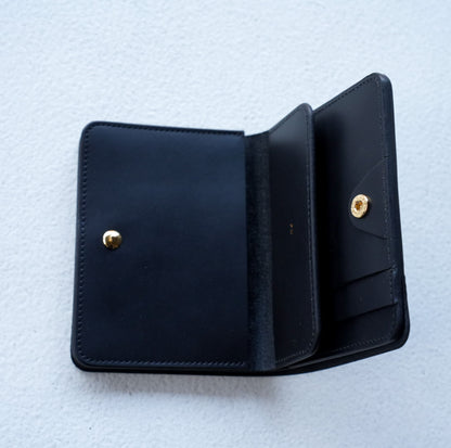 forme post wallet ILCEA box calf Exclusive