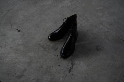 Le Yucca's Plain Toe derby boots