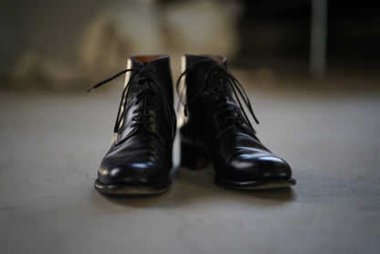 Le Yucca's Plain Toe derby boots