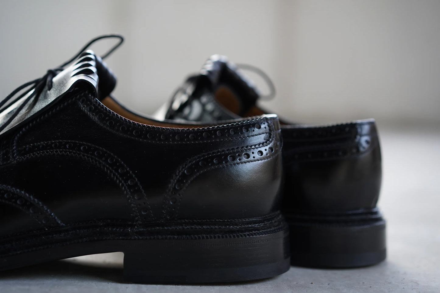 Le Yucca's full brogue derby with kilties