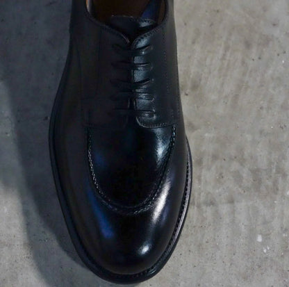 Le Yucca's new u-tip shoes