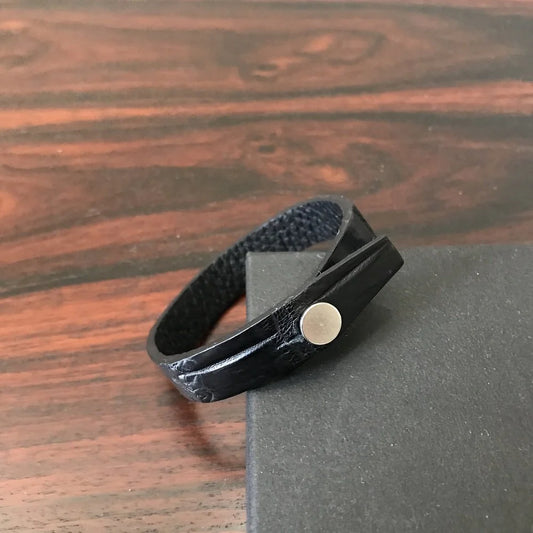 The bracelet