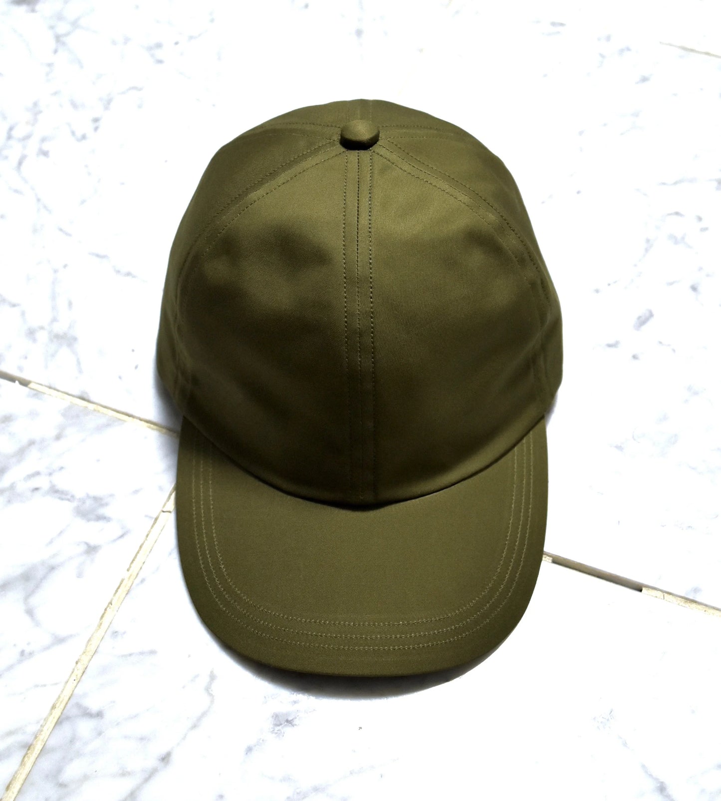The cap waterproof gabardine